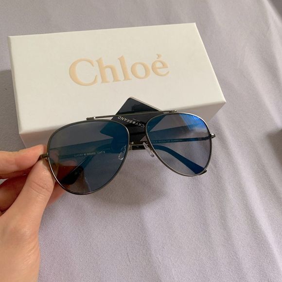 Lucky Brand Accessories - aviator sunglasses by luckybrand in Chloe hard box